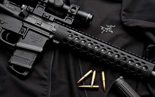 Noveske AR 15-pistol, svart prickskyttegevär och fyra mässingsfärgade kulor, krig & armé, krig, pistol, armé, HD tapet HD wallpaper