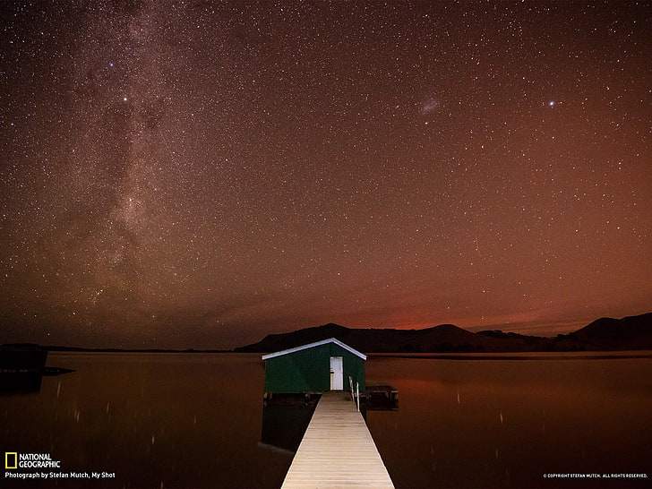 house and brown dock, sky, stars, lake, house, HD wallpaper