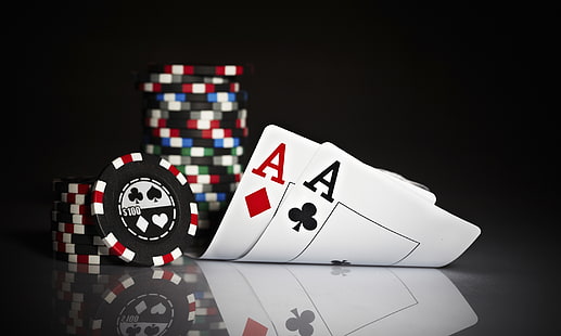 Poker Chip Lot und Ass aus Diamant und Nelke, Karte, Chips, Poker, Asse, HD-Hintergrundbild HD wallpaper