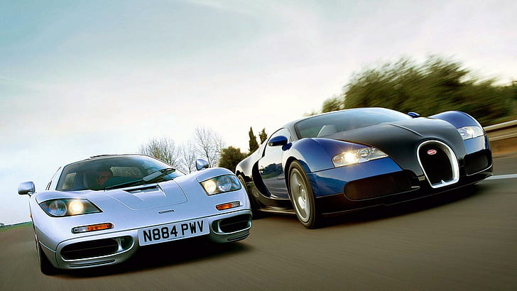 Bugatti Veyron vs McLaren F1, 2 supercars, cars, 1920x1080, bugatti, bugatti veyron, mclaren, HD wallpaper