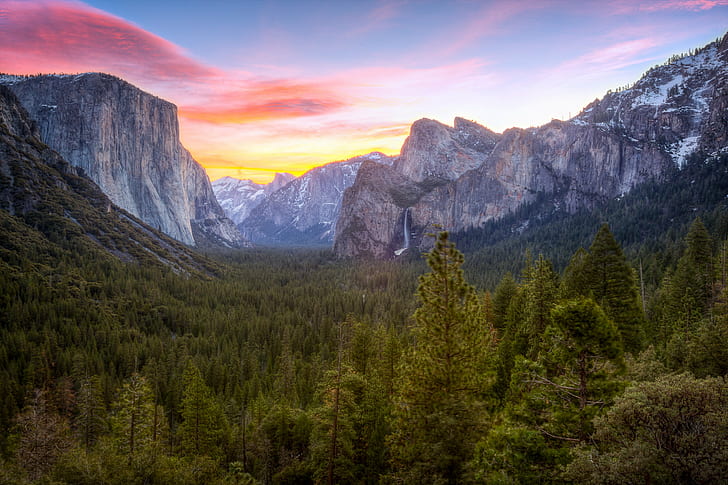 gröna träd nära klippiga berg, Yosemite Valley, Yosemite Valley, Yosemite Valley, Tunnel View, Sunrise, Green, träd, Rocky Mountains, Bridalveil, Kalifornien, Falls, National Park, Resor, Semester, Vista, USA, HDR, natur, berg , landskap, natur, utomhus, skog, sten - Objekt, bergstopp, träd, skönhet i naturen, HD tapet