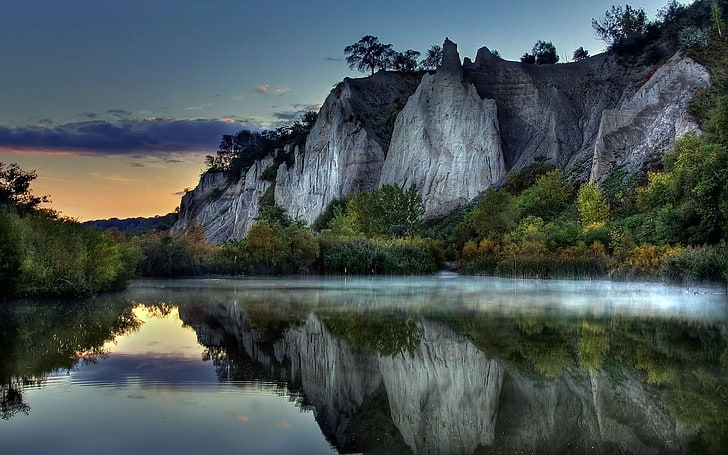 lac, reflet, falaise, paysage, eau, rocher, brouillard, nature, Fond d'écran HD