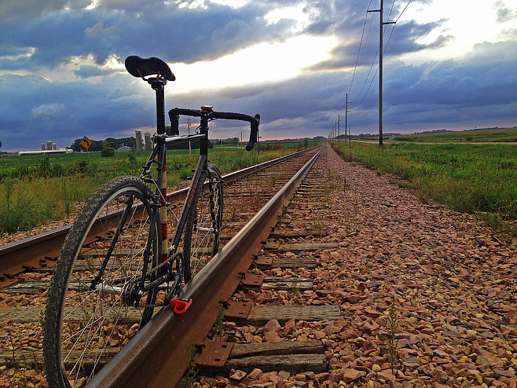 black road bike on train track, Twin, Speedy, Devil, black road, road bike, train track, surly, dustin, iphone, iphone5, handsome, cycles, cycle, bicycle, cx, gravel, cyclocross, railroad Track, outdoors, nature, transportation, sky, HD wallpaper