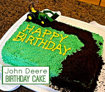 ジョンディアの誕生日ケーキ、緑、ジョンディア、黄色、ケーキ、トラクター、誕生日、 HDデスクトップの壁紙 HD wallpaper