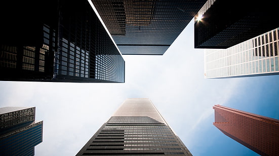 високи сгради, градски пейзаж, гледка на червеи, небостъргачи, HD тапет HD wallpaper