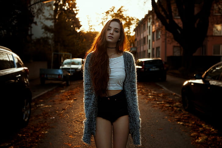 road, autumn, leaves, girl, the sun, trees, machine, shorts, home, yellow, makeup, figure, slim, t-shirt, hairstyle, brown hair, is, beautiful, jacket, on the street, HD wallpaper