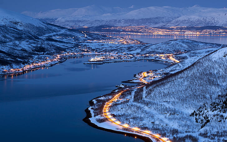 invierno, carretera, bosque, nieve, montañas, la ciudad, luces, Noruega, Ciudad, el fiordo, Tromso, Tromsø, Fondo de pantalla HD