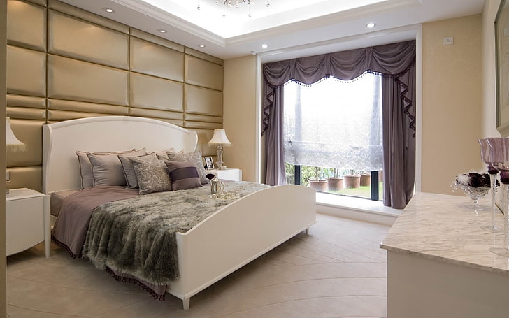흰색 나무 킹 침대, 방, 침실, 침대, 커튼, 창, 베개, 램프, 차, 인테리어, HD 배경 화면
