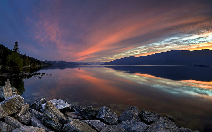Okanagan Lake Sunset, odbicie, zmierzch, góry, natura, jeziora, brzeg, piękny, zachód słońca, lasy, kamieniste, chmury, 3d, Tapety HD