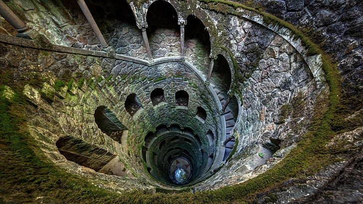 escaleras, escalera, espiral, torre, quinta da regaleira, sintra, portugal, pozo de iniciación, europa, palacio, castillo, Fondo de pantalla HD