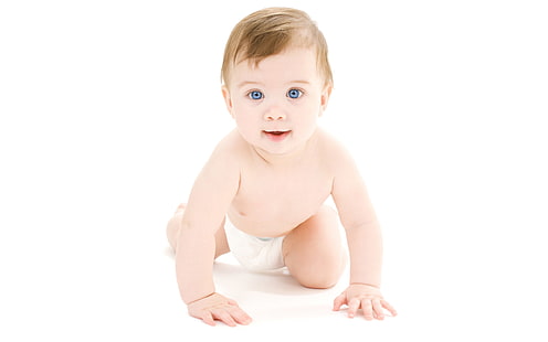 아기 크롤링, 아기의 하얀 기저귀, 아기, 크롤링, HD 배경 화면 HD wallpaper