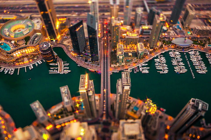 miniaturowy wystrój miasta, pomost pomiędzy budynkami miejskimi model odlewu ciśnieniowego, pejzaż miejski, Dubaj, tilt shift, Tapety HD