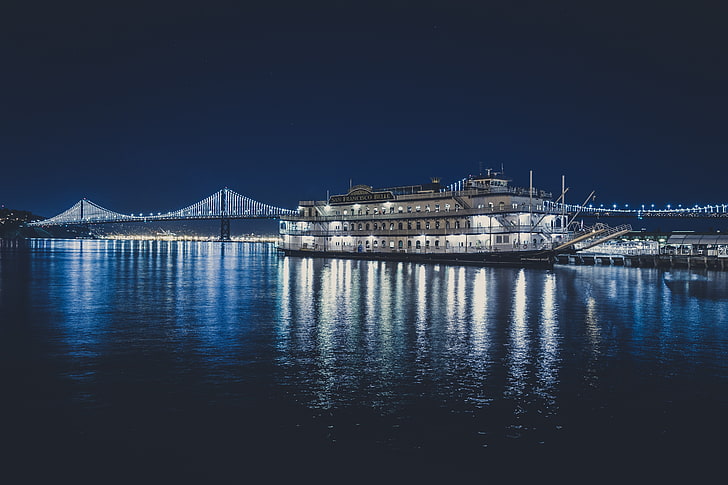 Kace Rodriguez, Nacht, Reflexion, Brücke, Straßenlaterne, San Francisco, San Francisco Bay, Schiff, Nachthimmel, Stadtbild, USA, HD-Hintergrundbild