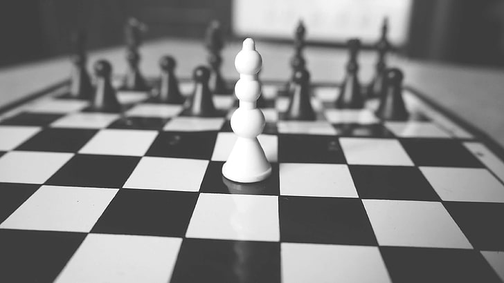 battle, black and white, blur, board game, challenge, checkered, chess, chess pieces, chessboard, fun, game, intelligence, leisure, mate, move, plan, strategy, victory, win, wood, HD wallpaper