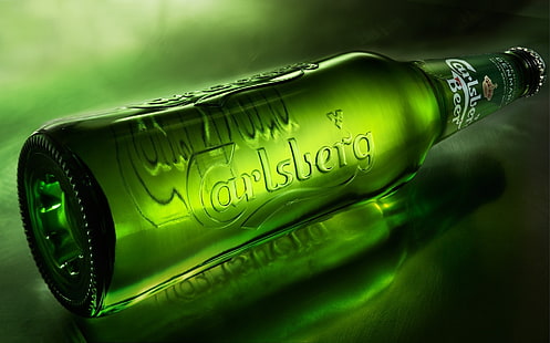 Bouteille de bière Carlsberg, bière, marque, Carlsberg, Fond d'écran HD HD wallpaper