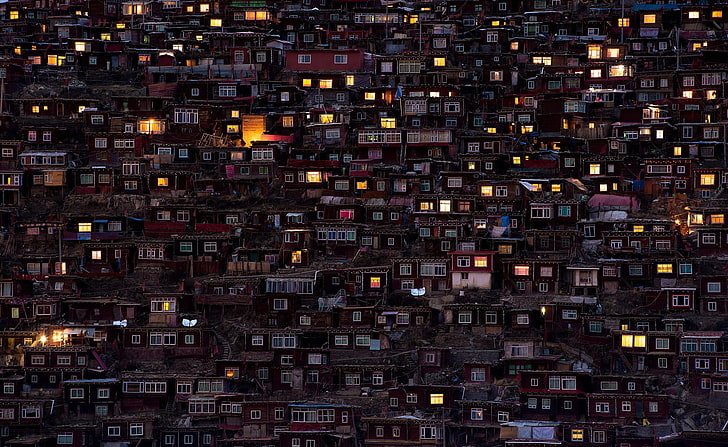 concrete houses, photography, house, lights, window, favelas, HD wallpaper