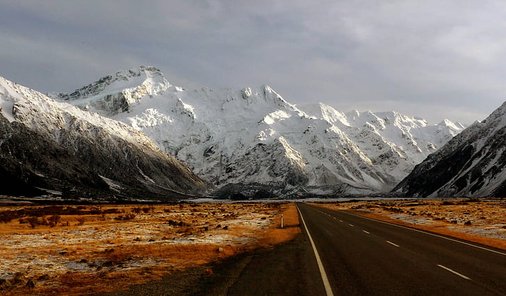 氷河山の距離にあるコンクリート道路、mtクック、nz、mtクック、nz、マウントセフトン、マウントクック、NP、NZ、コンクリート道路、距離、氷河、山、ニュージーランド、Lumix FZ200、アルプス、高速道路、風景、風景、国立公園、アオラキ/マウントクック、ジオタグ付き、写真、雪、自然、風景、山頂、アウトドア、山脈、氷、旅行、 HDデスクトップの壁紙