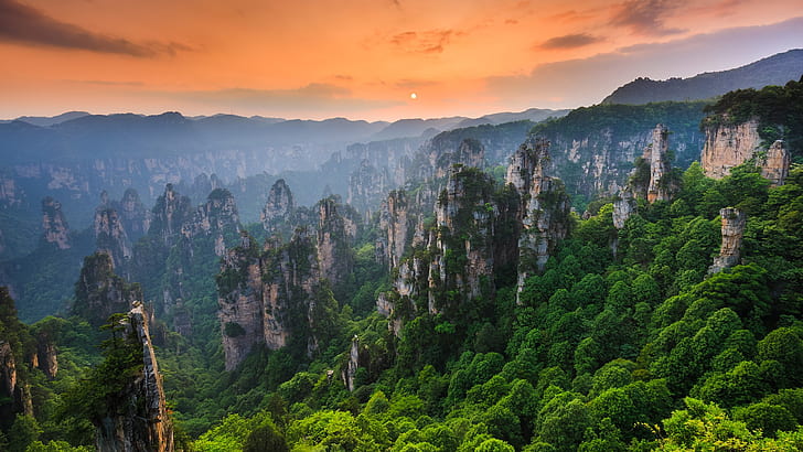 Natur, Landschaft, Sonne, Sonnenuntergang, Berge, Bäume, Wald, Felsformation, Wolken, Himmel, Zhangjiajie-Nationalpark, Hunan, China, HD-Hintergrundbild