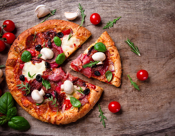 pizza with vegetables, mushrooms, cheese, pizza, tomatoes, olives, ham, salami, HD wallpaper