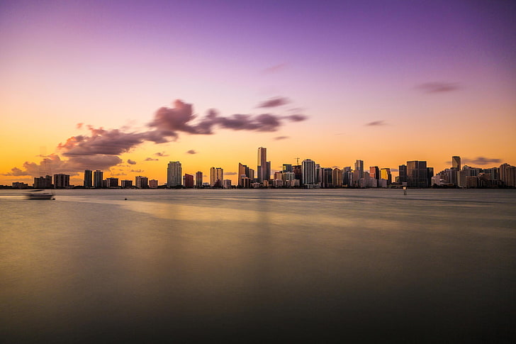 Skyline der Stadt des Gebäudes Wallpaper, Sonnenuntergang, den Ozean, Miami, den Abend, FL, Florida, Vice City, HD-Hintergrundbild