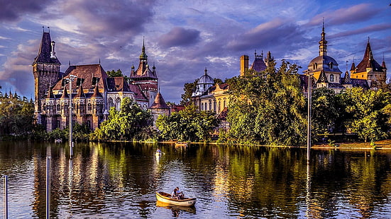 قلعة فاجداهونياد ، بودابست ، المجر ، أوروبا ، فاروسليجيت ، البحيرة ، القلعة ، بحيرة القوارب ، القوارب ، القوارب ، المدينة، خلفية HD HD wallpaper