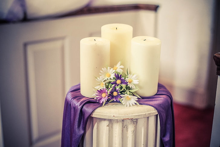 three white pillar candles, candles, composition, flowers, HD wallpaper