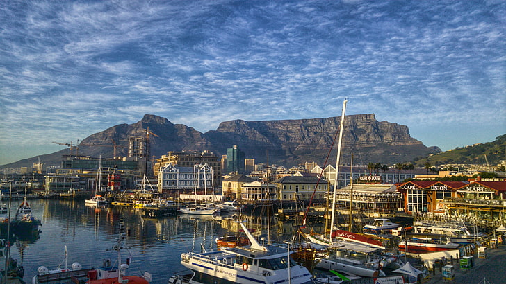 яхт клуб близо до сгради, Кейптаун, Африка, бряг, лодки, планини, HD тапет