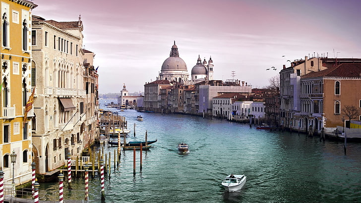 biało-brązowy betonowy budynek, Wenecja, Włochy, łódź, miasto, pejzaż miejski, Tapety HD