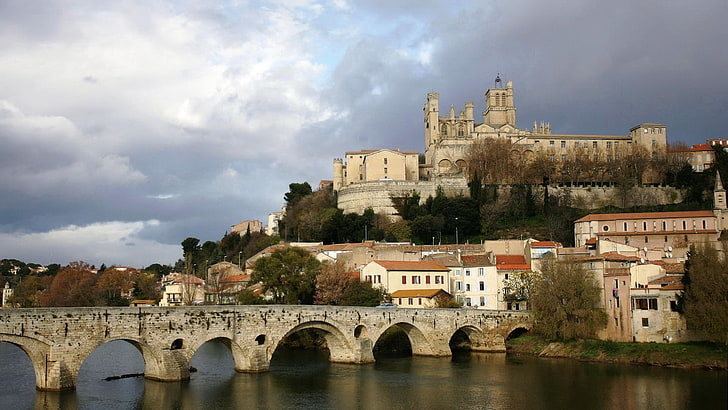 graues konkretes Schloss und Brücke, Tschechische Republik, Fluss, Brücke, Gebäude, HD-Hintergrundbild