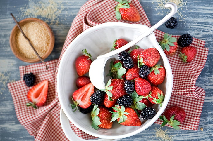 strawberry lot, strawberries, blackberries, berries, HD wallpaper