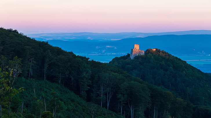 nature, landscape, bird's eye view, Slovakia, castle, ruin, trees, forest, hills, sunrise, Matúš Lošonský, HD wallpaper