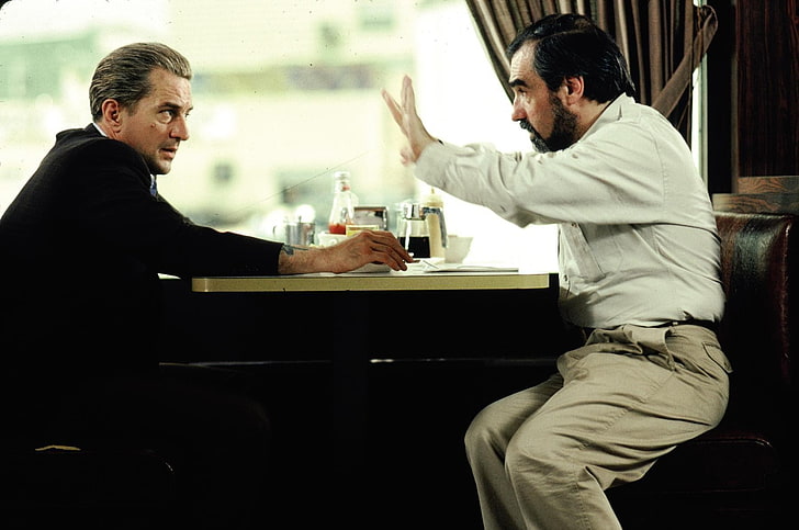 mężczyźni, aktor, filmy, legendy, Robert DeNiro, Martin Scorsese, Goodfellas, reżyserzy filmowi, bar, brody, siedzenie, instrukcja, gangsterzy, tatuaż, stół, Tapety HD