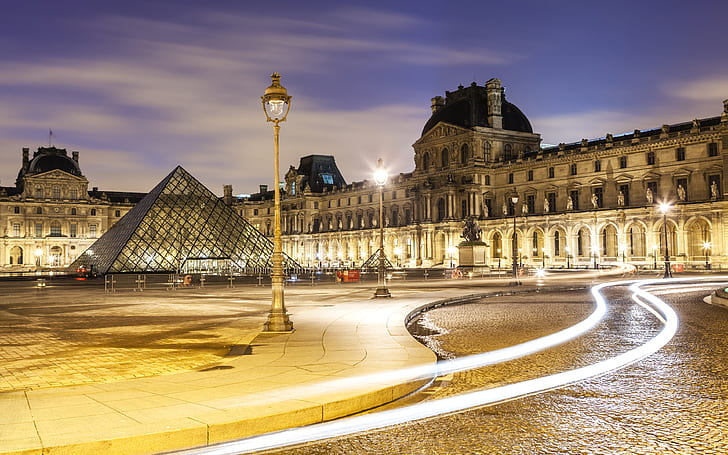 Museum Louvre Dan Monumen Sejarah Di Paris Prancis Di Tepi Sungai Seine Louvre Pyramid Desktop Yang Hd Wallpaper 3840х2400, Wallpaper HD