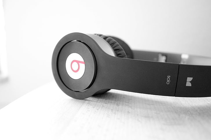 black and gray Beats by Dr. Dre Solo wireless headphone, headphones, Beats, Beats by dr.dre, HD wallpaper