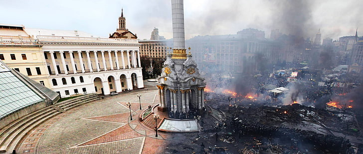 gray statue, Ukraine, riots, war, before and after, HD wallpaper