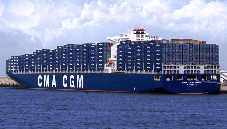 синий CMA CGM контейнеровоз, облака, море, пирс, синий, борт, корабль, грузы, контейнеровоз, CMA CGM, MEDEA, HD обои