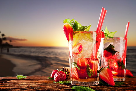 two clear rocks glasses, sea, beach, strawberry, drinks, cocktails, mint leaves, cocktails strawberry, HD wallpaper HD wallpaper