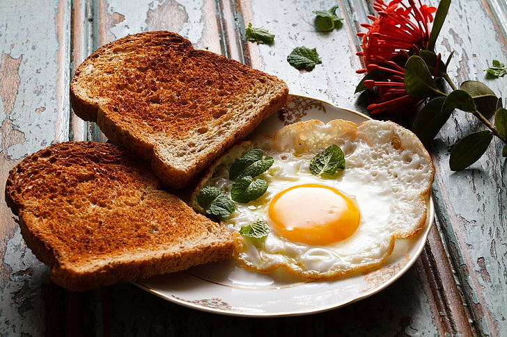 stekt ägg och rostat brödrätt, mat, frukost, bröd, äggröra, toast, HD tapet