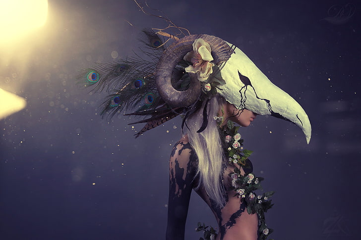 женский портрет фото, девушка, цветы, череп, перья, маска, рога, павлин, HD обои