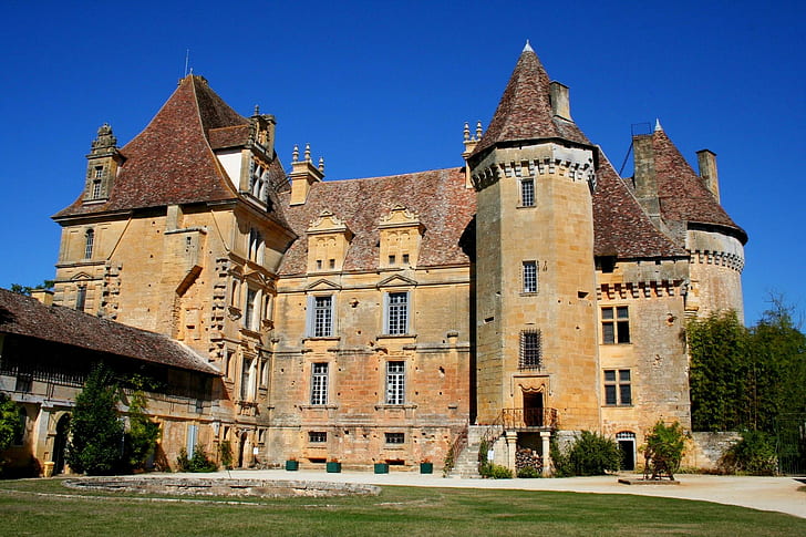 Scarred Beauty, chateau, castle, lanquais, france, aquitaine, beautiful, dordogne, classic, scarred, historic, HD wallpaper