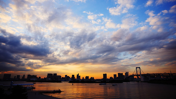 sylwetka struktur miejskich podczas zachodu słońca, pejzaż, zachód słońca, Tokio, Japonia, niebo, Tapety HD