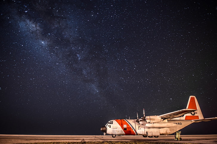il cielo, notte, stelle, il campo d'aviazione, Lockheed, aereo da trasporto militare, C-130 Hercules, guardia costiera degli Stati Uniti, Sfondo HD