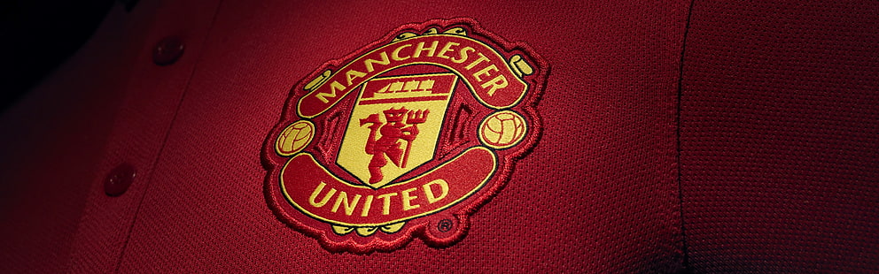 Manchester United, logo, maillots de sport, clubs de football, Premier League, affichage multiple, deux moniteurs, Fond d'écran HD HD wallpaper