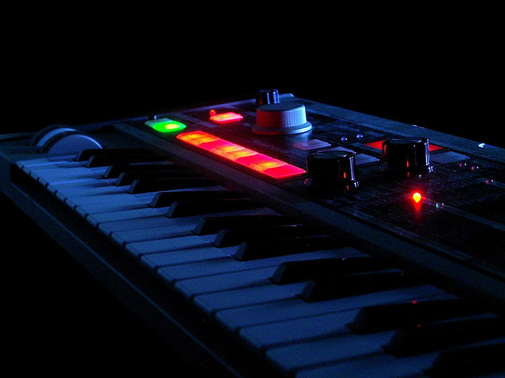 لوحة مفاتيح إلكترونية باللونين الأسود والرمادي ، موسيقى ، بيانو، خلفية HD
