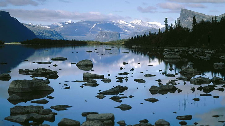 灰色の石の破片、スウェーデン、風景、湖、サレク、自然、 HDデスクトップの壁紙