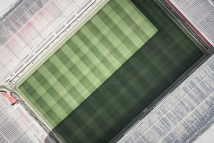 зеленая, белая и черная клетчатая ткань, футбольное поле, вид на вертолет, HD обои