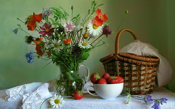 white flowers, flowers, Mac, bouquet, Daisy, strawberry, pitcher, still life, basket, HD wallpaper