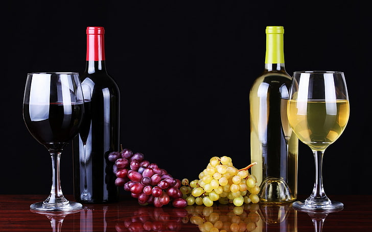 две прозрачни чаши за вино, вино, напитка, грозде, плодове, алкохол, HD тапет