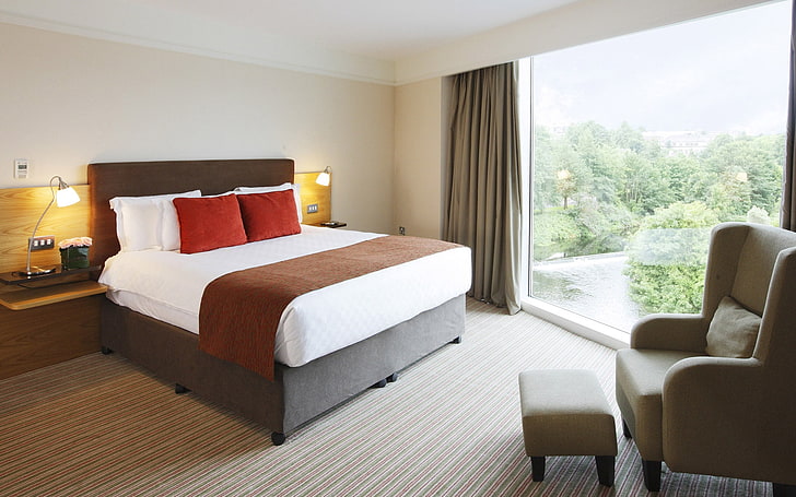 colchón blanco y somier de madera marrón, cama, dormitorio, silla, estilo, Fondo de pantalla HD