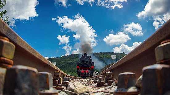 поезд, облако, небо, гора, дерево, локомотив, паровоз, пар, дым, рельс, HD обои HD wallpaper